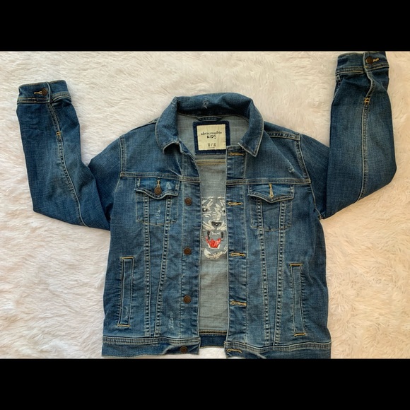 Abercrombie Kids: embroidered stretch
denim jacket🎉 - Picture 3 of 3